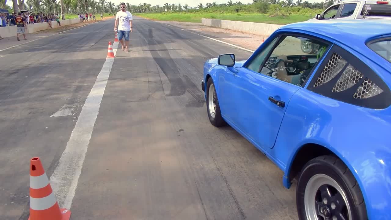 gol 4x4 vs porsche 930 replica 2.0T 20v