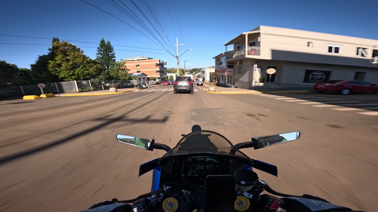 Esticadinha de GSX-R 1000R