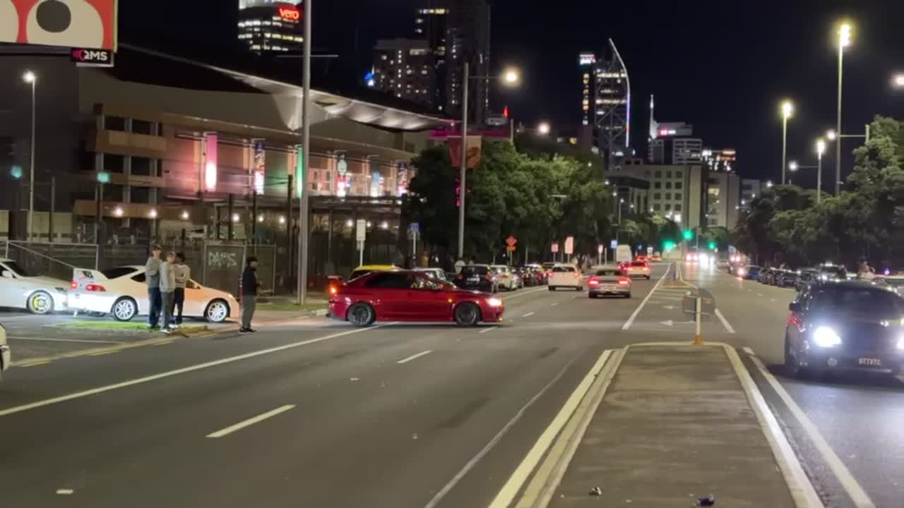 Acelerando na saida do posto no mobil da Quay street em Auckland Nz