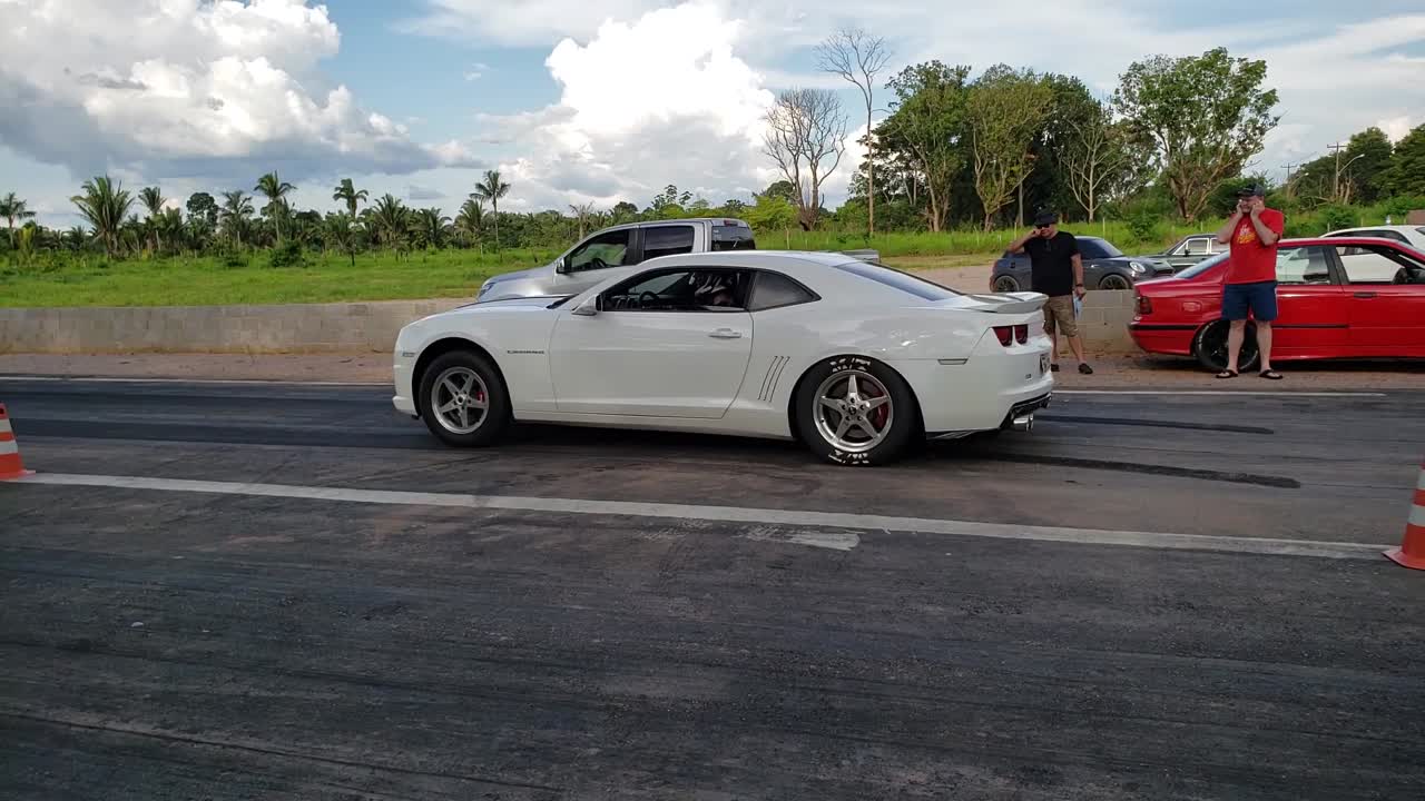 camaro procharger 1223hp vs audi rs3 stage 2 - pista no prep